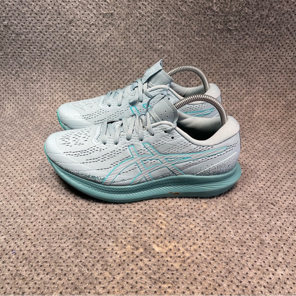 Asics Women's Athletic Shoes in Light Blue and Teal